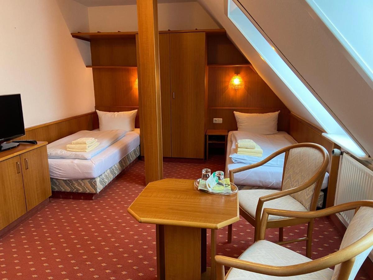 Hotel Seerose Bad Malente Bagian luar foto