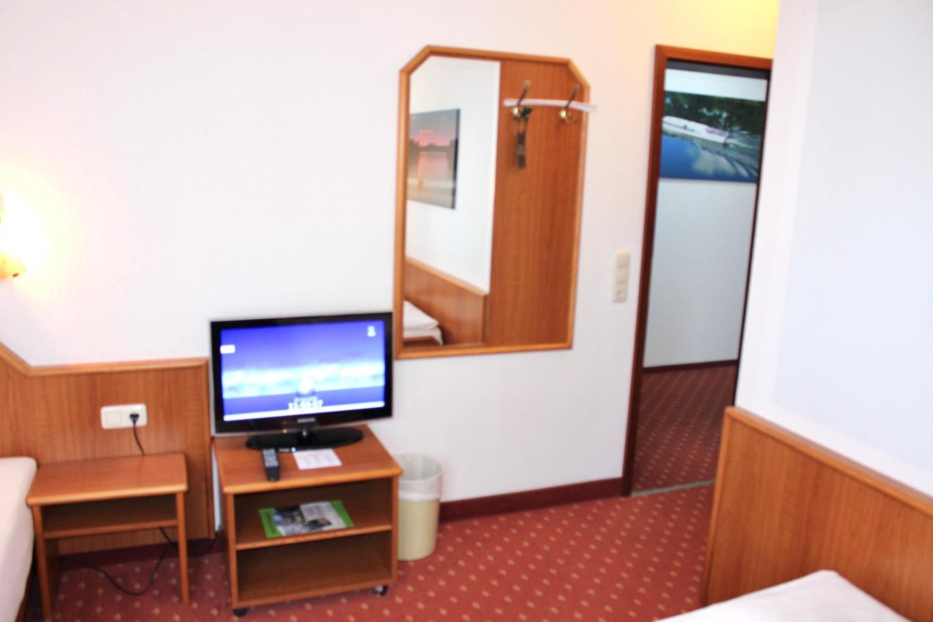 Hotel Seerose Bad Malente Bagian luar foto