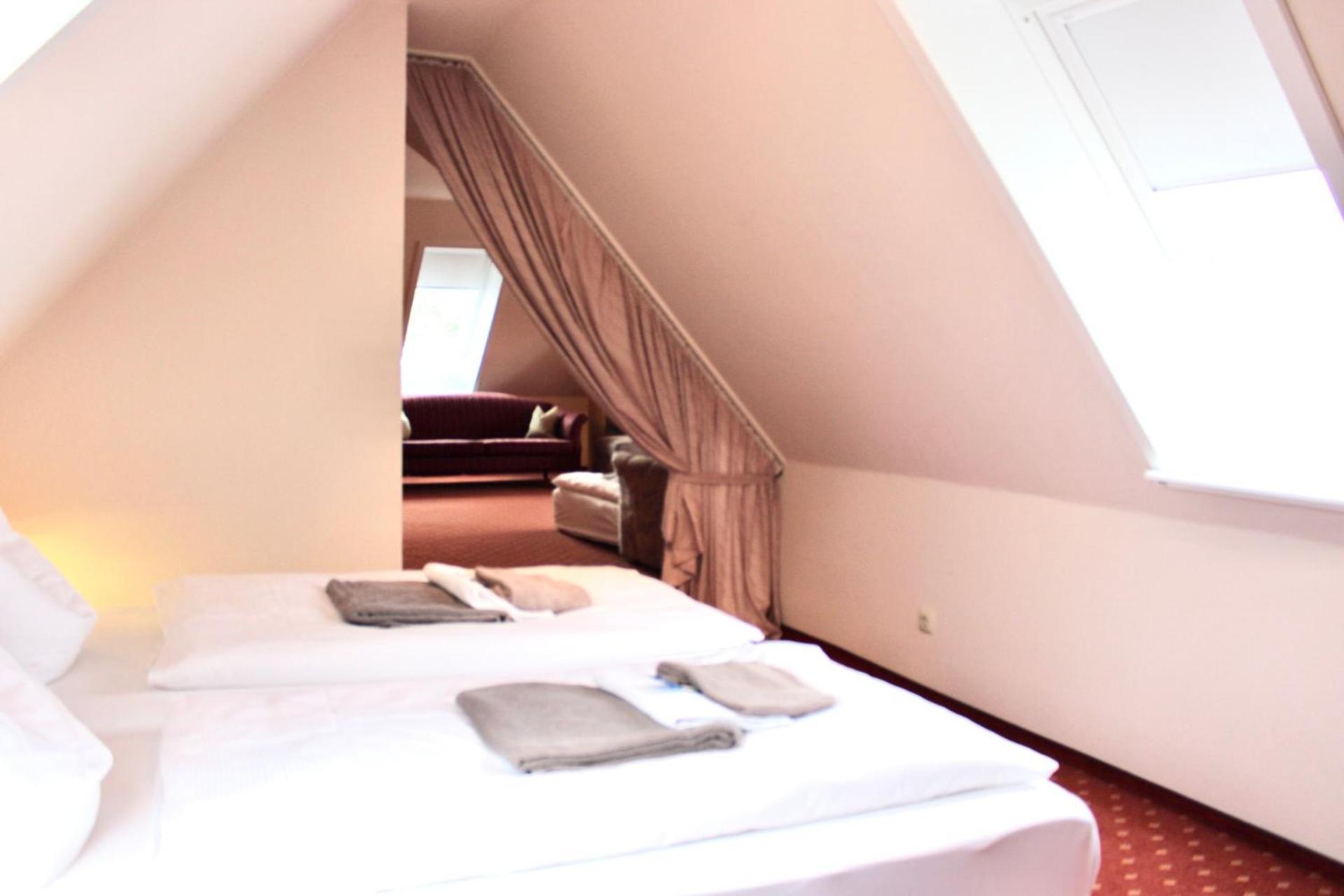 Hotel Seerose Bad Malente Bagian luar foto